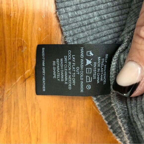 WSLY Crop Tank - Picture 10 of 12